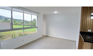 Se arrienda apartamento ubicado en el municipio de La Ceja Antioquia.