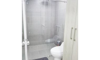 APARTAESTUDIO EN VENTA EN LOS CRISTALES O PERMUTA MIP9957633