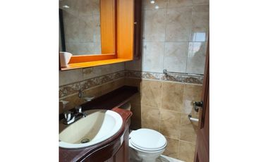 Venta apartamento Dúplex. Envigado.1 cuadra de Av Poblado.