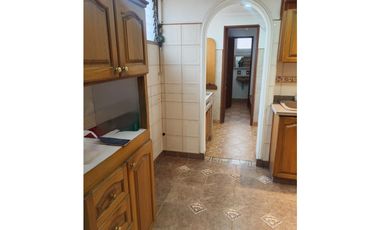 Venta apartamento Dúplex. Envigado.1 cuadra de Av Poblado.
