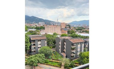 Venta apartamento Dúplex. Envigado.1 cuadra de Av Poblado.