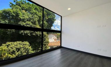 Apartamento en Arriendo en Laureles