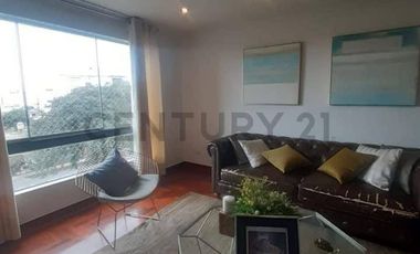 ALQUILO EXCLUSIVO DÚPLEX DE 4 HABITACIONES EN LA CASTELLANA – SURCO