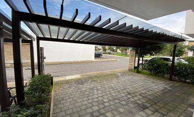 Casa en Renta Fracc Vista Bosques, a 25 min de Santa Fe, rápido acceso a la CDMX