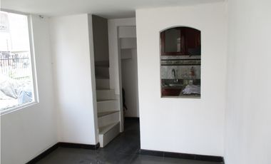 SE ARRIENDA CASA EN PRADERAS DE FONTIBON ET 2