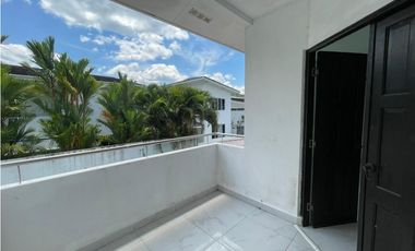 SE ALQUILA CASA EN ALTOS DE PANAM PH HORIZONTES CON LINEA BLANCA