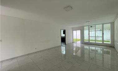 ALTOS DE PANAM / HORIZONTES / 4 HABITACION / 420M / TERRAZA / PATIO