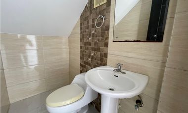 SE VENDE CASA EN ALTOS DE PANAM PH HORIZONTES CON TERRAZA Y PATIO