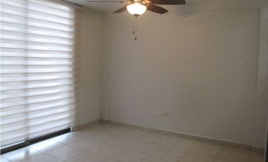 Dúplex semi amoblado en alquiler  - Las Villas de Arraiján