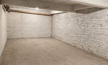 Bodega a pasos de Torre Entel