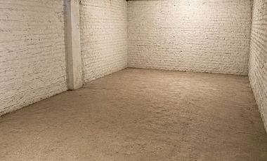 Bodega a pasos de Torre Entel