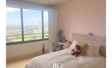 Vendo Penthouse en Santa María Golf & Country Club