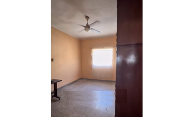 VIVIENDA CON AMPLIO GALPON EN VENTA. VILLA TESEI