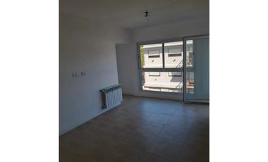 VENTA 2 AMBIENTES A ESTRENAR LA PERALA