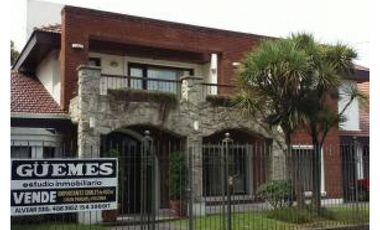 VENTA IMPORTANTE CHALET LOS TRONCOS