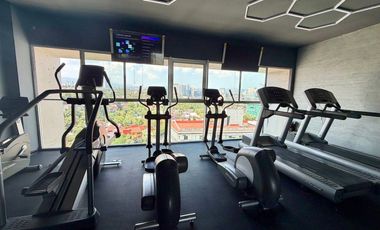 Departamento en renta, con amplio balcón, en el corazón de Interlomas. Ideal para ejecutiv@