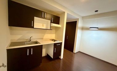 Departamento en renta, con amplio balcón, en el corazón de Interlomas. Ideal para ejecutiv@