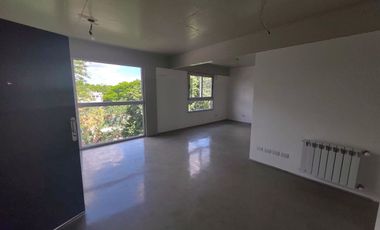 VENTA DEPTO 3 AMB. COCH. TERRAZA PROPIA. FLORIDA.