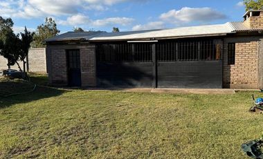 Casa en alquiler c/ cochera en Luján de Cuyo
