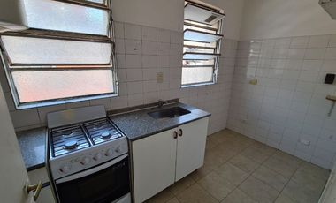 Departamento Tipo Casa en alquiler en Lanus Este