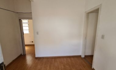 Departamento Tipo Casa en alquiler en Lanus Este