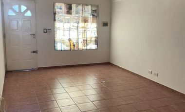 ALQUILER DUPLEX 3 AMB CON PATIO, PILETA Y COCHERA EN ITUZAINGO
