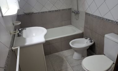 Departamento en alquiler en Villa Tesei