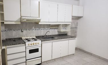 Departamento en alquiler en Villa Tesei