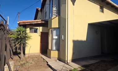 PLAZA LAS ROSAS