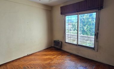 Alquiler Dpto 3 amb. c/ balcon en Luzuriaga