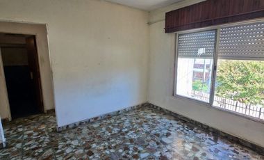 Alquiler Dpto 3 amb. c/ balcon en Luzuriaga