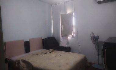 CASA CON DEPARTAMENTO. B° SANTA CRUZ, CHIMBAS