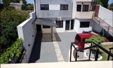PH 2 AMBIENTES C/COCHERA Y BALCON, LOMAS DE ZAMORA
