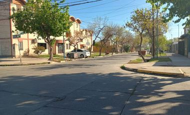 DEPARTAMENTO EN ALQUILER(3AMBIENTES) EN GODOY CRUZ