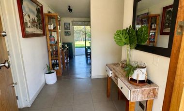 VENTA   SANTA ELENA DE CHICUREO,  A PASOS DEL PUMAHUE