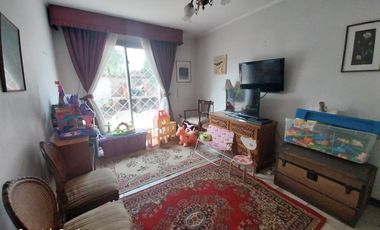 LINDA CASA EN LA REINA HABITACIONAL O COMERCIAL