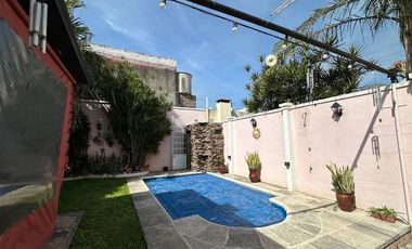 Casa 2/3 Dorm-Pileta-Cochera barrio Sur
