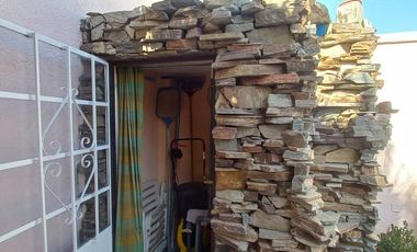 Casa 2/3 Dorm-Pileta-Cochera barrio Sur