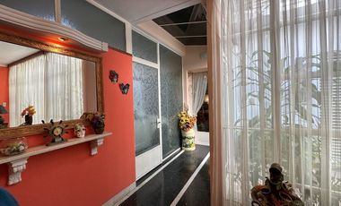 Casa 2/3 Dorm-Pileta-Cochera barrio Sur