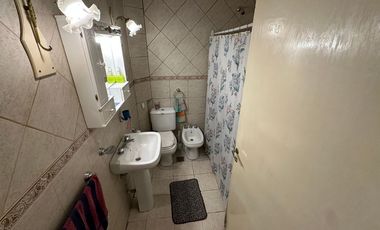 Casa 2/3 Dorm-Pileta-Cochera barrio Sur