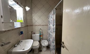Casa 2/3 Dorm-Pileta-Cochera barrio Sur