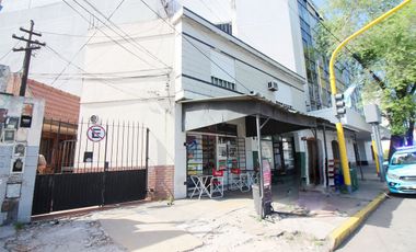 VENTA BLOCK  2 LOCALES MAS 3 VIVIENDAS LOTE LIBRE