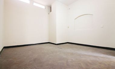 VENTA BLOCK  2 LOCALES MAS 3 VIVIENDAS LOTE LIBRE