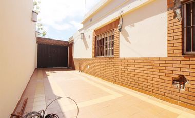 VENTA BLOCK  2 LOCALES MAS 3 VIVIENDAS LOTE LIBRE
