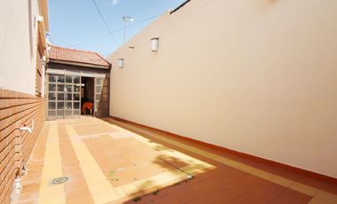 VENTA BLOCK  2 LOCALES MAS 3 VIVIENDAS LOTE LIBRE