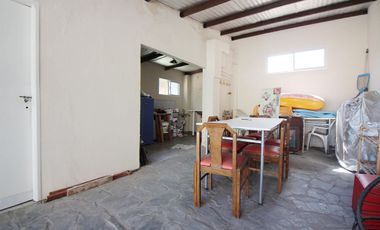 VENTA BLOCK  2 LOCALES MAS 3 VIVIENDAS LOTE LIBRE