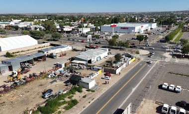 ALQUILER GALPON FRENTE AV MOSCONI - NEUQUEN