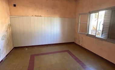 VENTA CASA 2 dormitorios en  San Carlos Sud.-