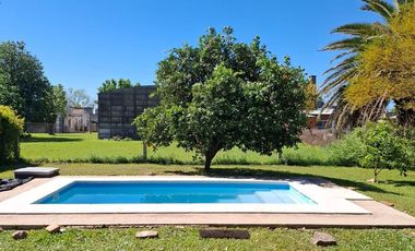VENTA CASA 2 DORMITORIOS - Grutly