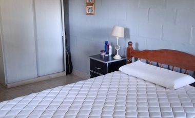 VENTA CASA 2 DORMITORIOS - Grutly